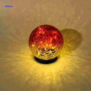 lampe solaire à dégradé rouge et jaune avec mosaïque de verre colorée