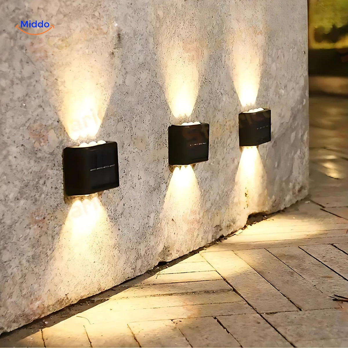 applique solaire murale double tête éclairant chaque espace extérieur, idéale pour jardin et terrasse