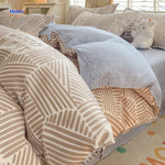 linge de lit bébé set 4 pièces motif rayures neutres, classique et intemporel pour chambre bébé