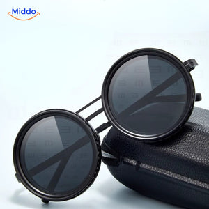lunettes de soleil posées sur leur étui de rangement, kit complet protection UV