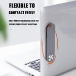 Flexibele MagnetClip bevestigd aan zijkant van laptop.