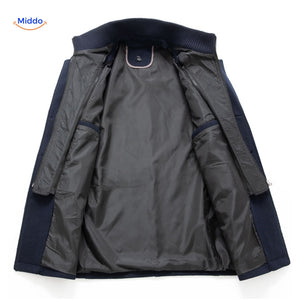 manteau en laine bleu marine, vue intérieure de la doublure