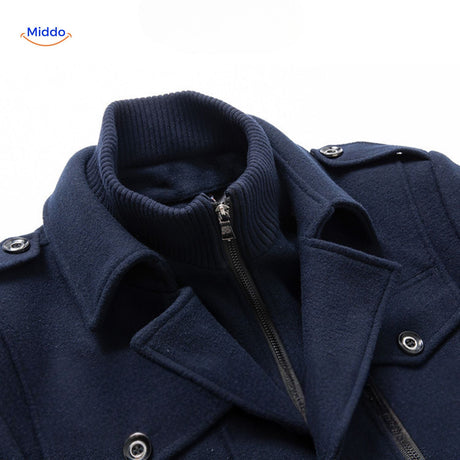 manteau en laine col double bleu marine, détail du col structuré