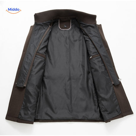 manteau en laine d'hiver, détail de l'intérieur et de la doublure chaude