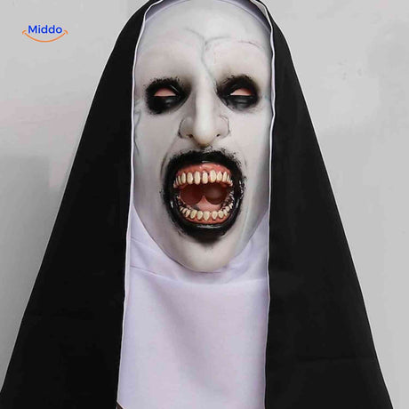 masque de nonne bouche ouverte évoquant une apparition horrifiante