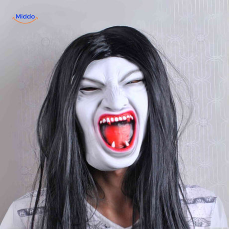 masque vampire bouche grand ouverte avec dents acérées pour déguisement halloween