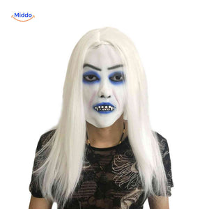 masque vampire à l'aspect froid avec effet d'ombre bleue pour déguisement halloween