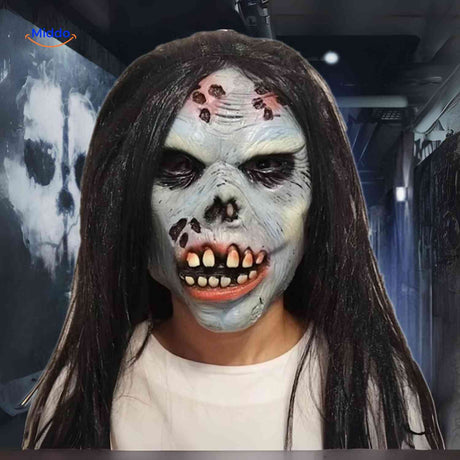 masque zombie halloween avec pustules et dents pourries à l'aspect terrifiant