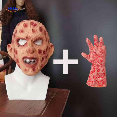 masque zombie à taches rouges présenté avec une main sans griffes