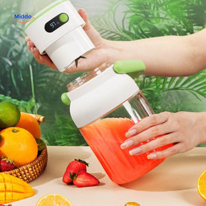 mixeur portable facile à agiter pour préparer un jus frais en déplacement