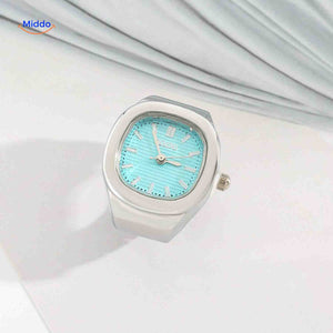 montre-bague en argent avec cadran vert menthe, style tendance et raffiné
