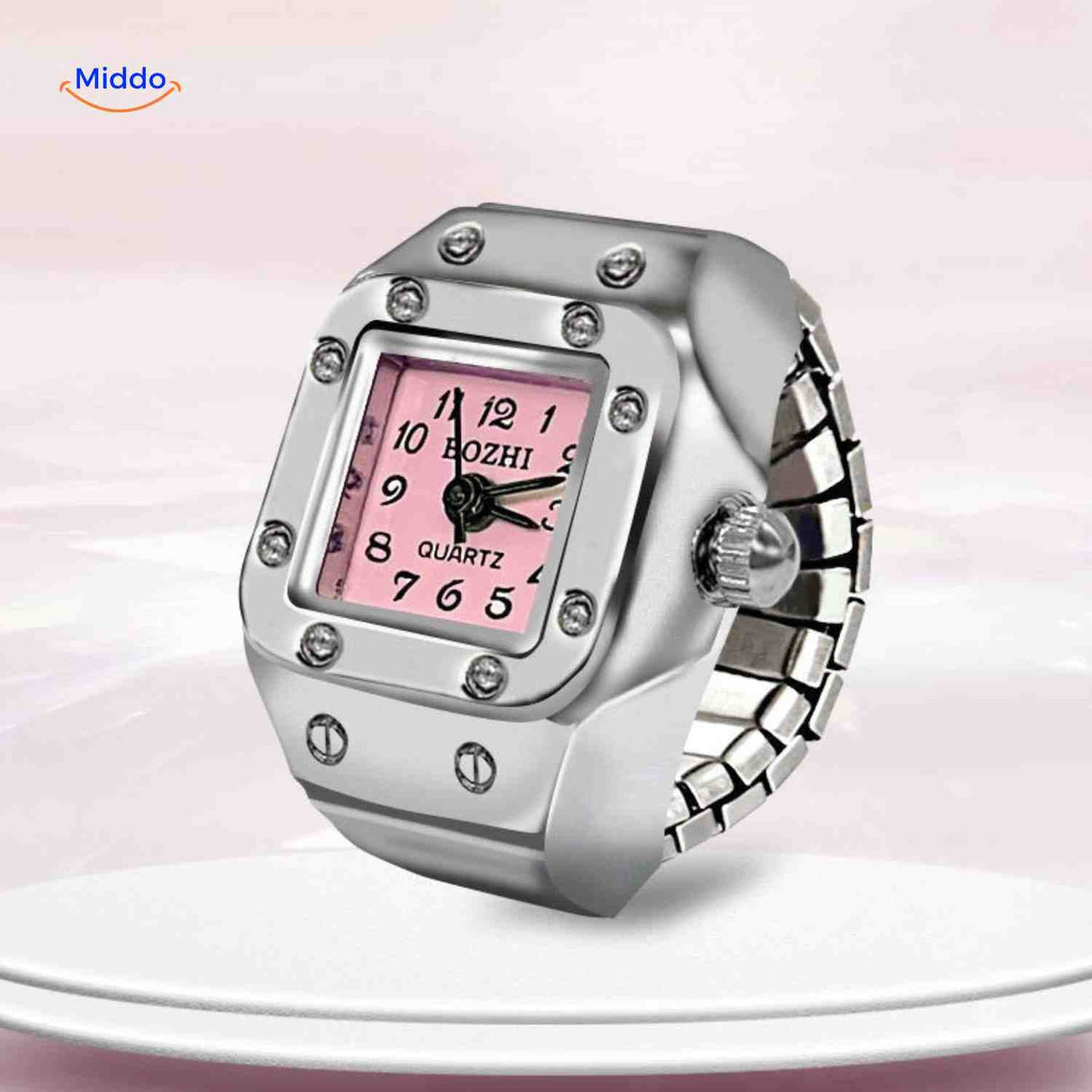 montre-bague rose tendance au style féminin et moderne