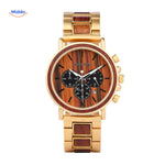 zoom sur la fonction date de la montre en bois chronographe, fenêtre de date clairement lisible