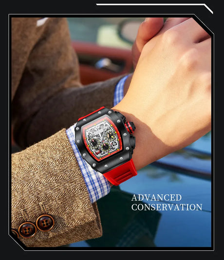 montre homme sport avec bracelet rouge et boîtier noir portée au poignet d'un homme