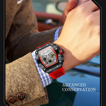 montre homme sport avec bracelet rouge et boîtier noir portée au poignet d'un homme