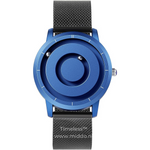 montre magnétique bleue avec bracelet mesh noir, cadran minimaliste sans index, design moderne