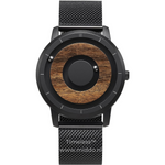 montre magnétique noire avec cadran en bois et bracelet assorti, style naturel et moderne
