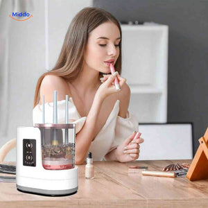 nettoyeur pinceaux maquillage design elegant pour une hygiene optimale des pinceaux