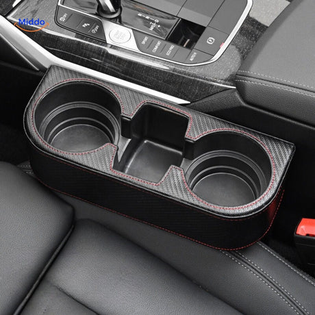 organisateur de siège auto noir au design minimaliste et épuré pour habitacle moderne