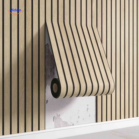 panneau mural en rouleau brun foncé effet bois lamelles pour une décoration chaleureuse et élégante