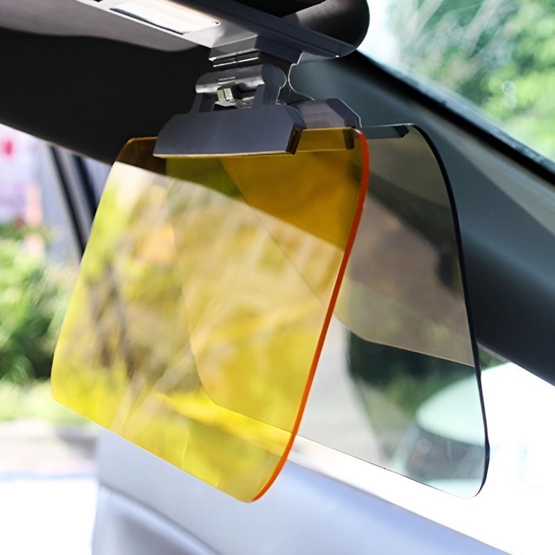 pare-soleil anti-éblouissement monté sur un véhicule, conçu pour une utilisation de jour et de nuit
