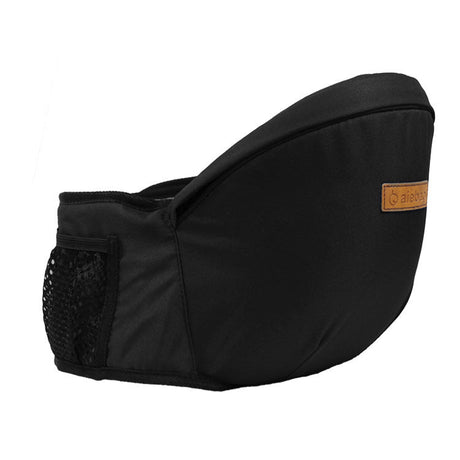 porte-bébé ergonomique noir avec étiquette en cuir, vue produit sur fond blanc