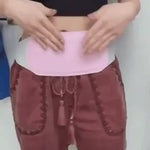 Vidéo du produit: Huggy™ | Soulagement des Douleurs de Dos et des Crampes Menstruelles !