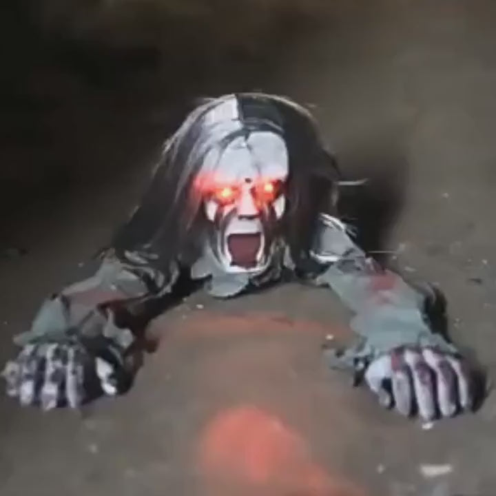 Démonstration du fantôme rampant d’Halloween GhostEcho™ activé par le son