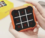 tic-tac-toe electronique au design compact et facile a transporter partout