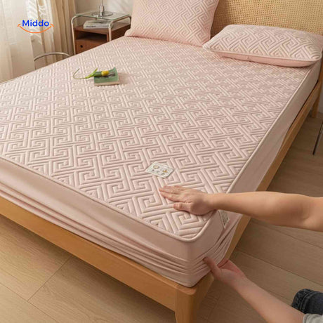 protège-matelas fin avec couche matelassée légère pour un confort discret toute la nuit