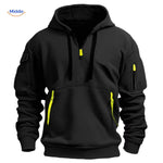 pull à capuche noir avec zippers jaunes, look urbain et pratique au quotidien