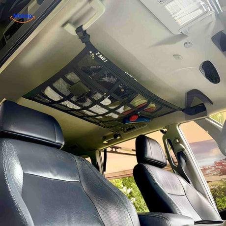 rangement plafond voiture avec compartiments en filet pour optimiser l'espace intérieur