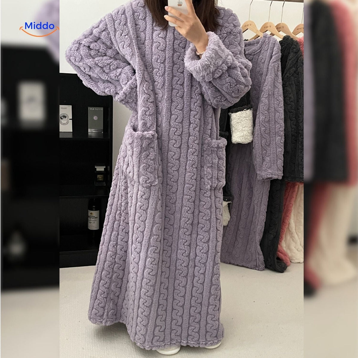 robe plaid polaire bleu clair longue et douce, parfaite pour rester au chaud à la maison