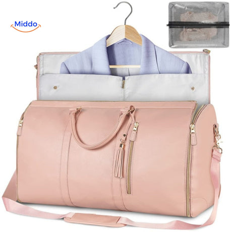sac de voyage compact luxe en coloris rose, photo produit fond épuré