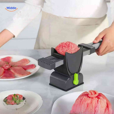 set de découpe à viande pour créer des rosettes et une présentation soignée en assiette