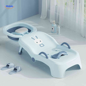 siège de bain bébé coloris bleu avec cuvette intégrée pour le bain en toute sécurité