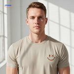 smileywave tshirt beige close up met smiley logo www.middo.nl