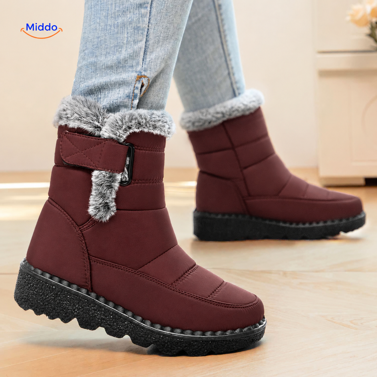 bottes de neige rouges avec bordure en fourrure, chaudes et imperméables