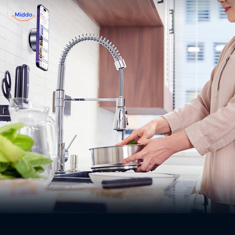 support telephone magnetique 360 fixe en cuisine pour suivre des recettes mains libres