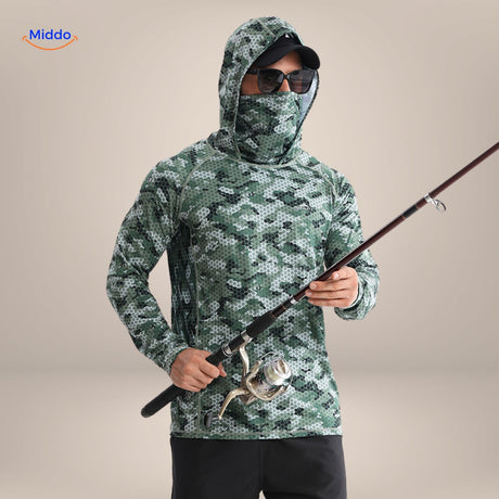 t-shirt protection solaire camouflage vert nid d'abeille avec canne à pêche en extérieur