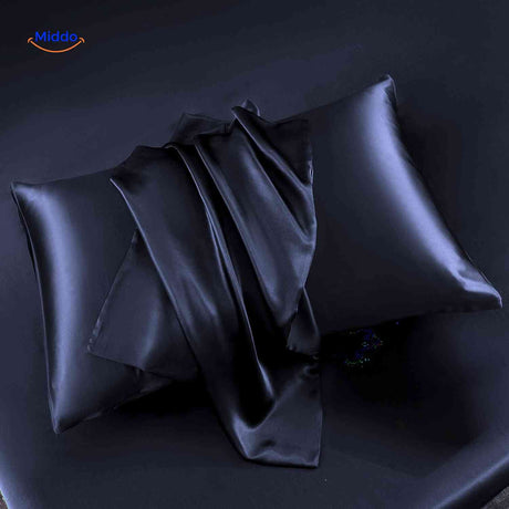 taie d'oreiller en satin bleu marine, douceur et protection des cheveux