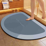 tapis de bain demi-rond bleu-gris, accessoire salle de bain antidérapant