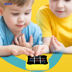 jeu interactif tic-tac-toe adapte aux enfants, interface intuitive et coloree