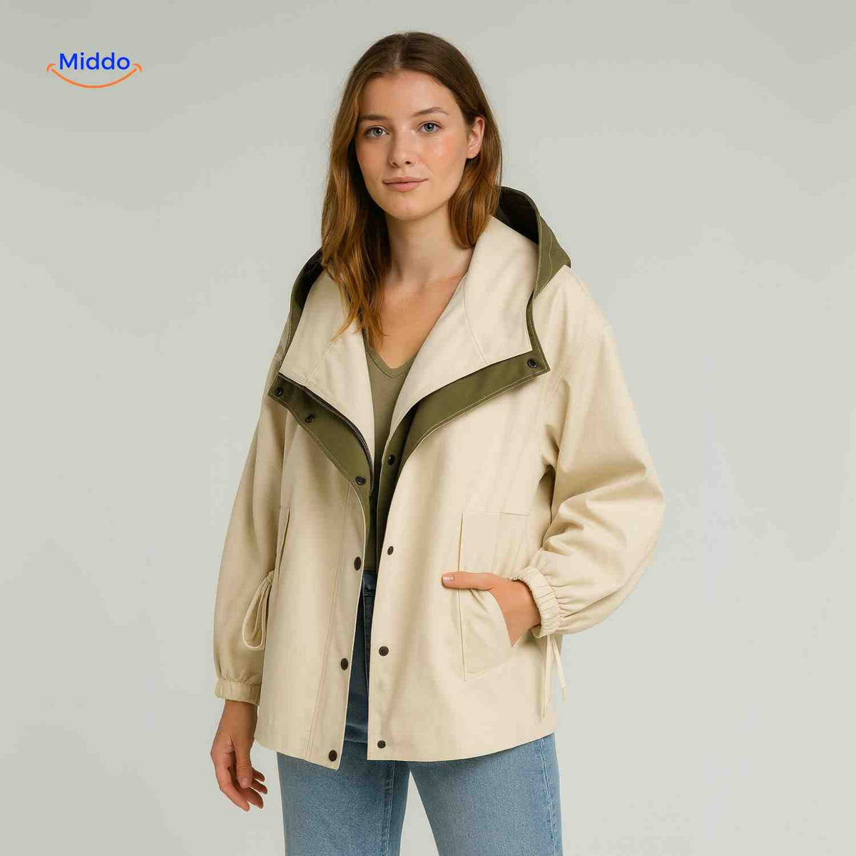 trench-coat crème avec col intérieur vert, style casual chic déperlant
