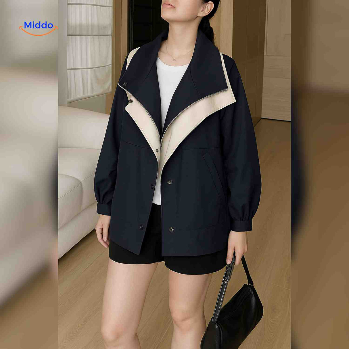 trench-coat noir col contrasté, veste déperlante casual chic pour femme