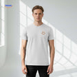 t-shirt blanc design minimaliste avec logo discret, coton respirant