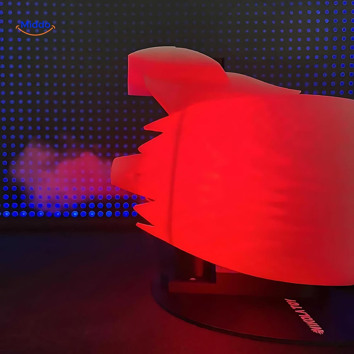 jetfan ventilateur de bureau avec flamme de queue rouge allumée dans l'obscurité