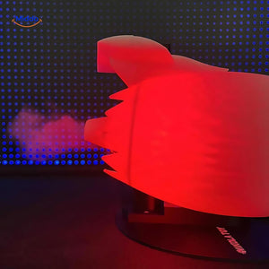 jetfan ventilateur de bureau avec flamme de queue rouge allumée dans l'obscurité