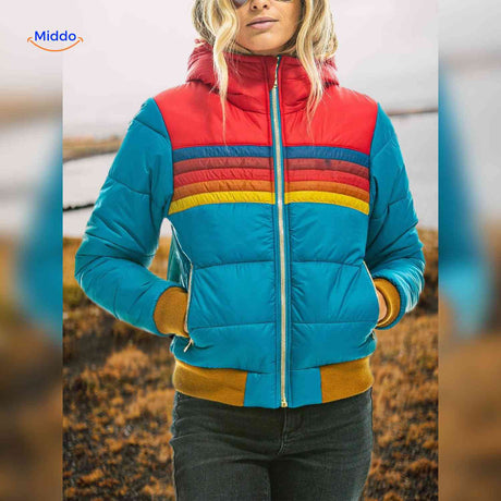 veste légère bleu et rouge pour femme, look rétro tendance pour l'hiver